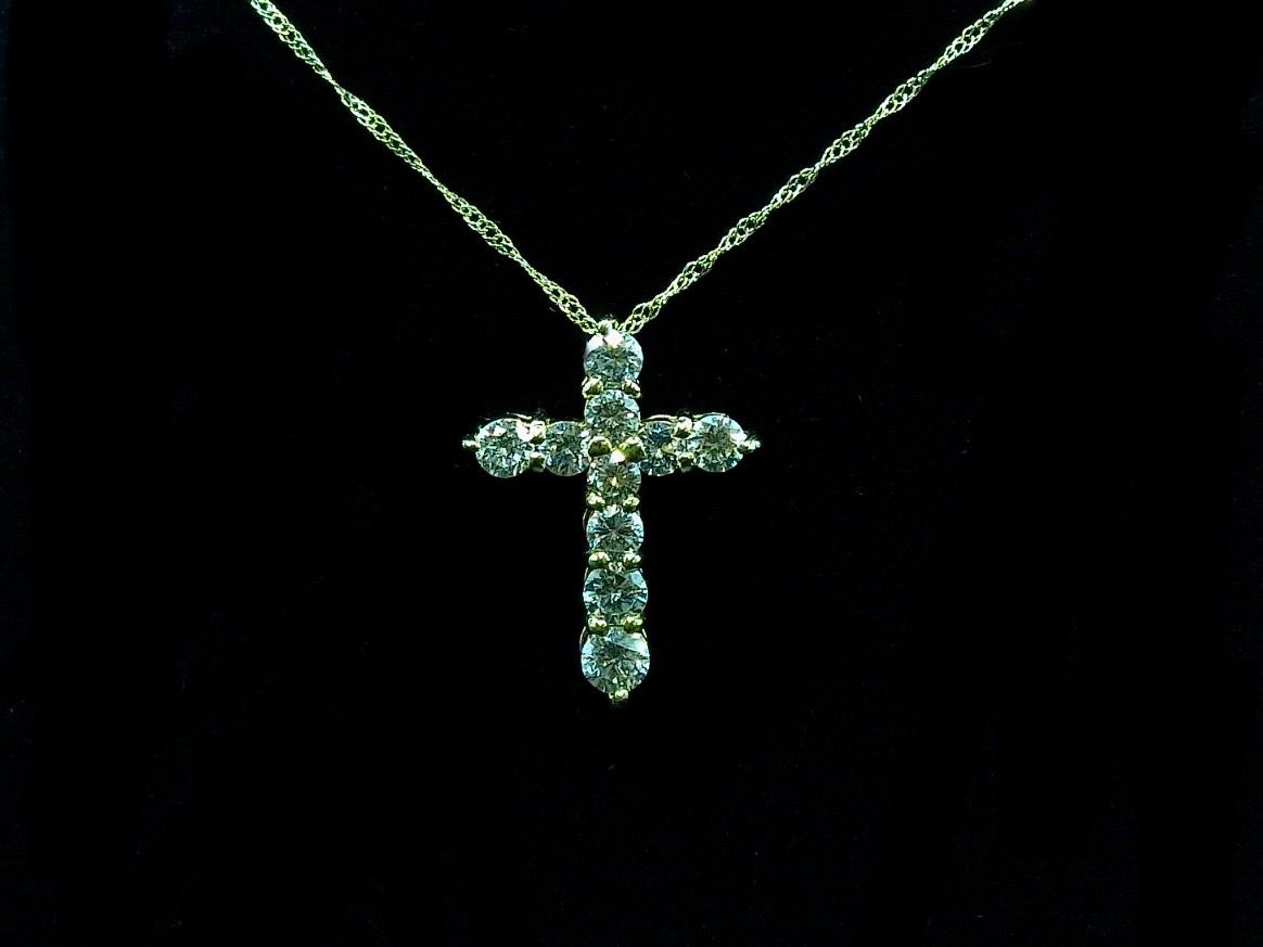 Natural Diamond Cross pendant